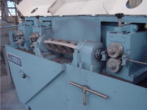 Straightening of steel cutting machine